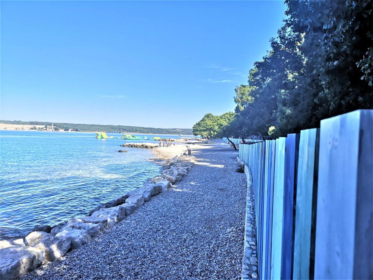 West Coast Mobilhome With Xxl Terrace Tar-Vabriga Bagian luar foto